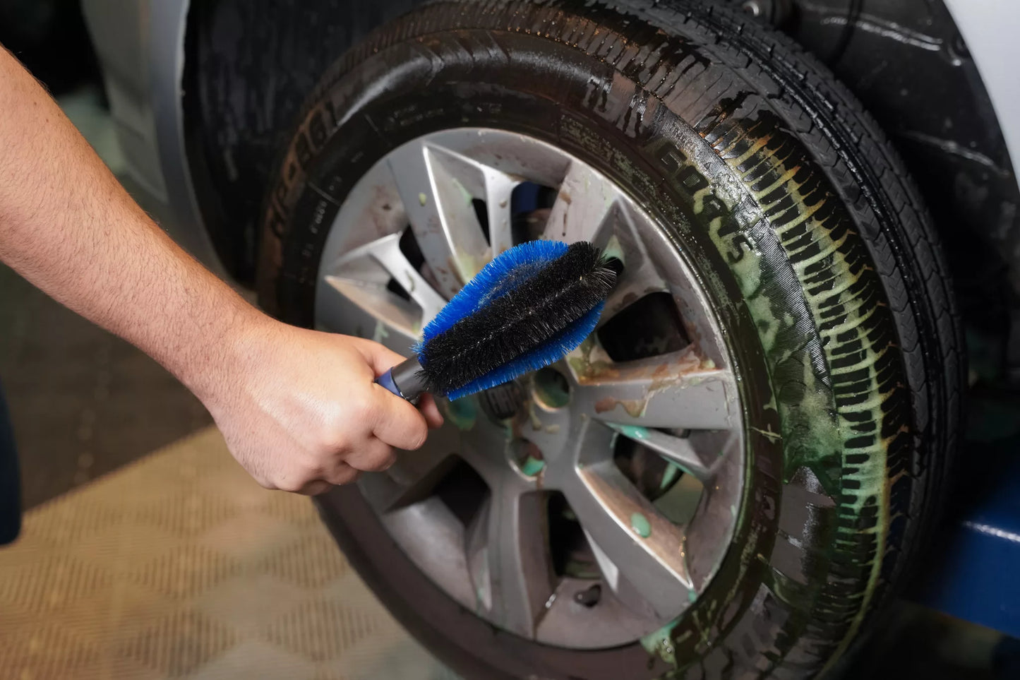 Wheel Cleaning Brush