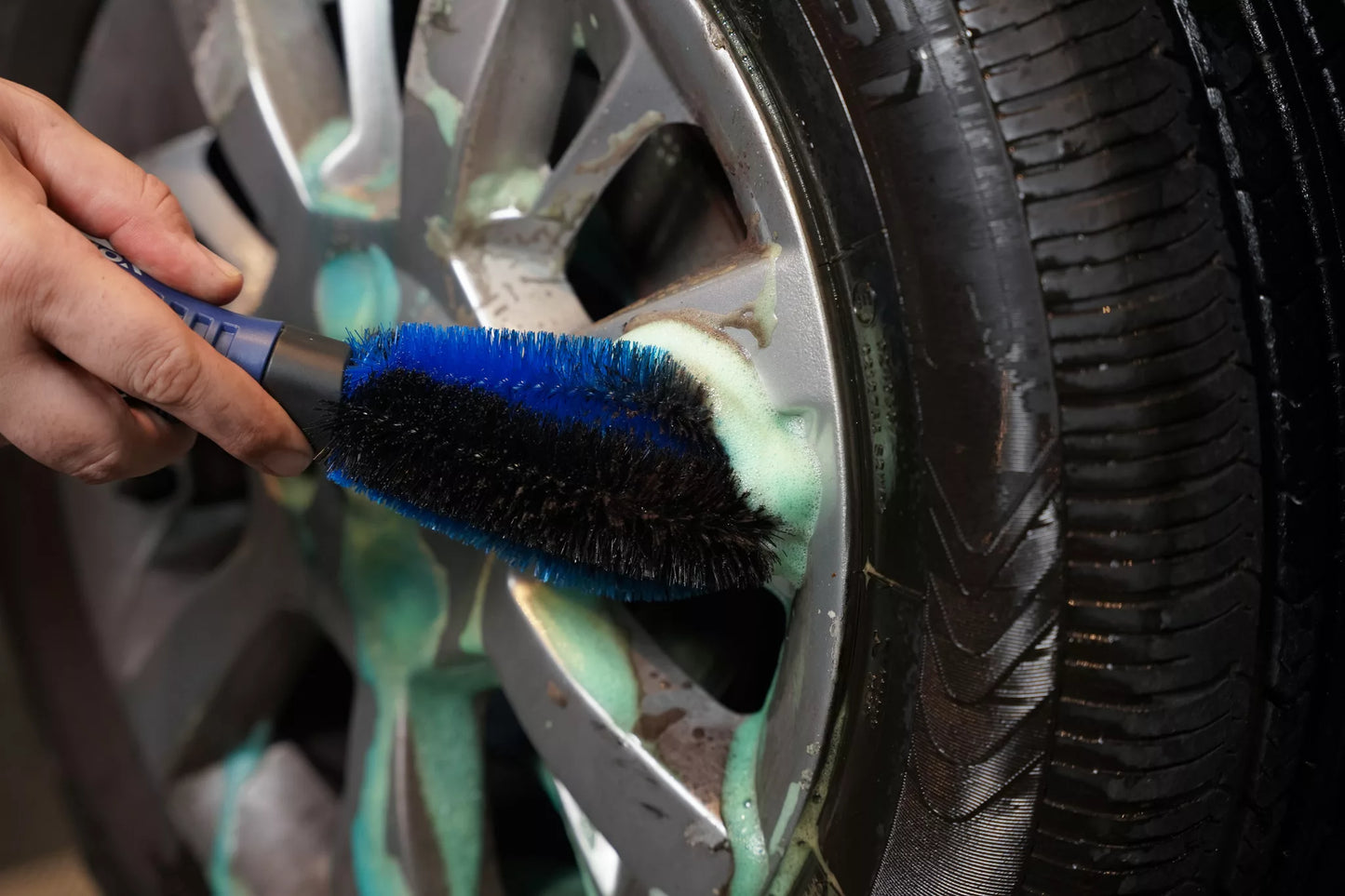 Wheel Cleaning Brush